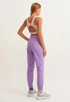 OXXO Donna Pantaloni Sportivi - Primrose 8 OXXO Donna Pantaloni Sportivi - Primrose -Negozio al dettaglio Oxxo 01da835d4e6c4e67af77f1aeed8c8f11