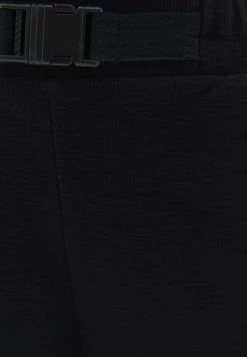 OXXO Donna MIT MOPDISCHEM SCHNALLEN DETAIL - Shorts - Black -Negozio al dettaglio Oxxo 02d41c0c935d489abec1c08f32322338