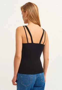 OXXO Donna Top - Black -Negozio al dettaglio Oxxo 0383ac372d804f999d97d83671d0c005