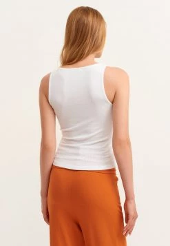 OXXO Donna Top - White -Negozio al dettaglio Oxxo 08e7f20339a54654a6b93f015f1f214b