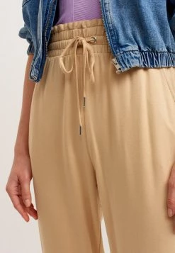 OXXO Donna Pantaloni Sportivi - Frappe 9 OXXO Donna Pantaloni Sportivi - Frappe -Negozio al dettaglio Oxxo 1118cdc64d9c4db6a8f0c384d9ef48a0