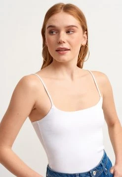 OXXO Donna Top - White 9 OXXO Donna Top - White -Negozio al dettaglio Oxxo 1150101c31034d3a9a27d34d727db3b6
