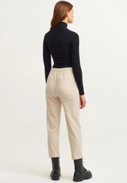 OXXO Donna MIT BINDEDETAIL - Pantaloni - French Oak -Negozio al dettaglio Oxxo 136205bbed8944529bfdc4f235b57dc0