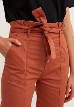 OXXO Donna Pantaloni - Morocco 9 OXXO Donna Pantaloni - Morocco -Negozio al dettaglio Oxxo 14b6450e031b43a2a3308627d7958176