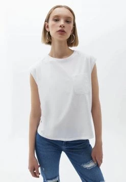 OXXO Donna Top - White