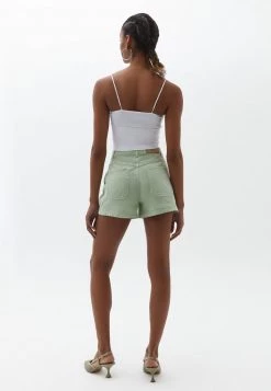 OXXO Donna MIT HOHER TAILLENFORM - Shorts - Antik Smoke Green -Negozio al dettaglio Oxxo 16b09ff1ada441138658ccb660edba75
