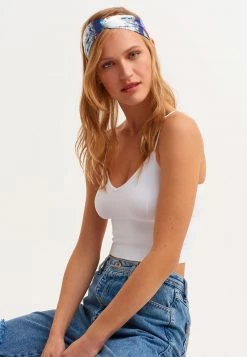 OXXO Donna MIT VERKÜRZTER FORMGEBUNG - Top - White -Negozio al dettaglio Oxxo 22b775ab9bf644c6abfd0d7fd0bb165f