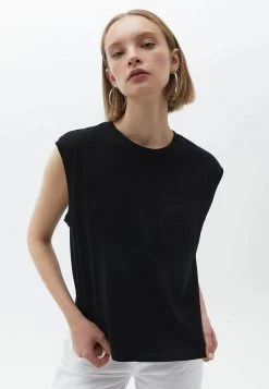 OXXO Donna Top - Black
