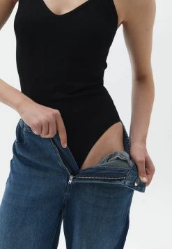 OXXO Donna SEAMLESS WITH BACK DETAIL - Top - Black 9 OXXO Donna SEAMLESS WITH BACK DETAIL - Top - Black -Negozio al dettaglio Oxxo 2877fad3270143748fe112d76a0f116f