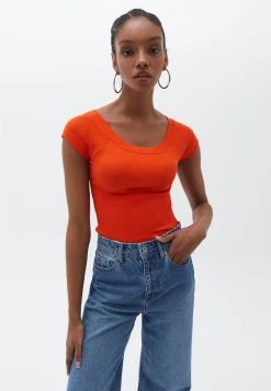 OXXO Donna MIT WEITEM AUSSCHNITT - T-shirt Basic - Tangerine Tango