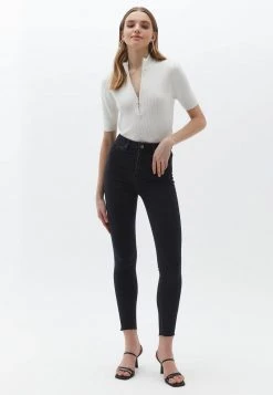 OXXO Donna MIT REISVERSCHLUSS - T-shirt Con Stampa - Ice Milk -Negozio al dettaglio Oxxo 2c1805948e1f48c5b1c448383fbbd804