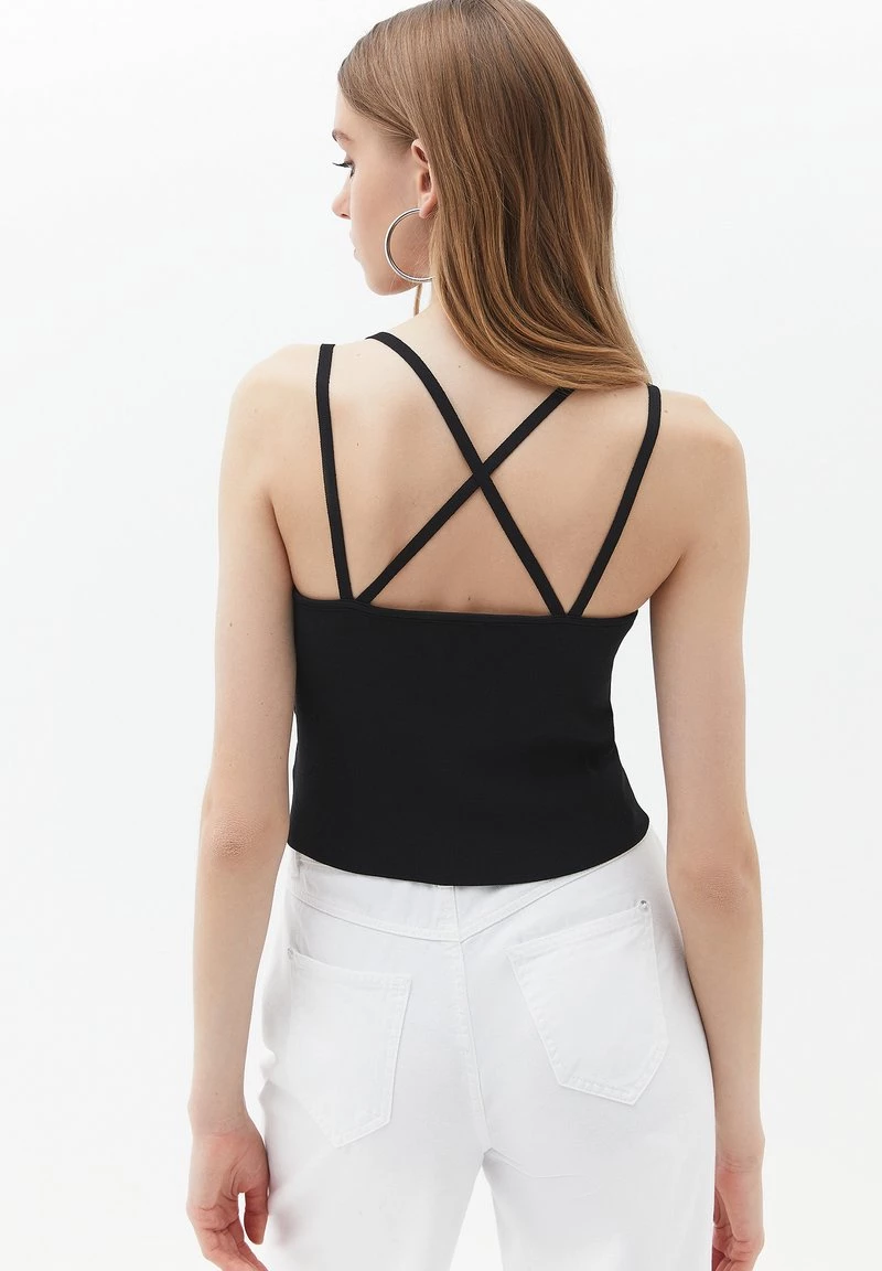 OXXO Donna Top - Black 5 OXXO Donna Top - Black - immagine 3