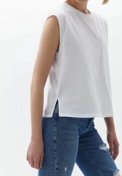 OXXO Donna Top - White -Negozio al dettaglio Oxxo 2fc9106613f24b29ba4ec288795ebb26