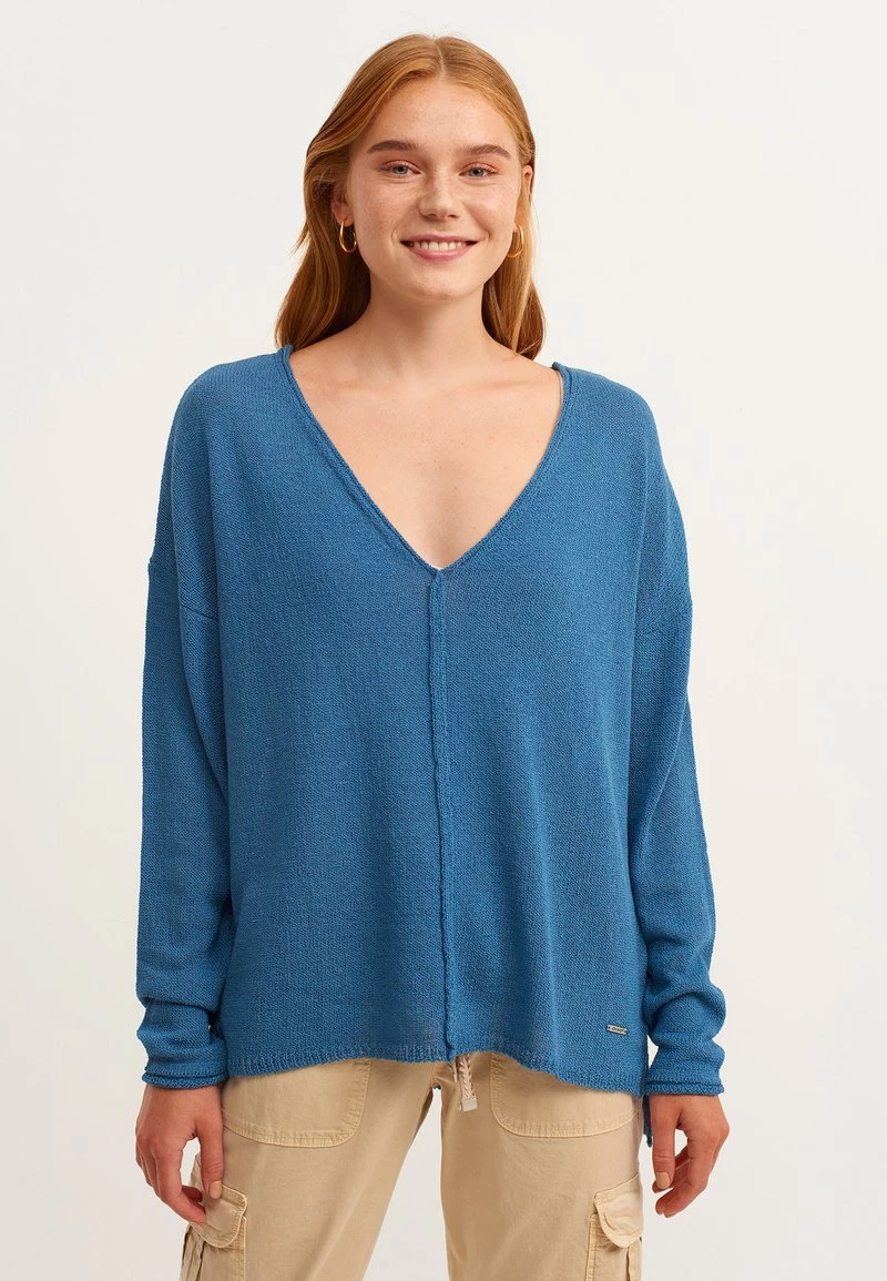 OXXO Donna Maglione - Cerulean 3 OXXO Donna Maglione - Cerulean