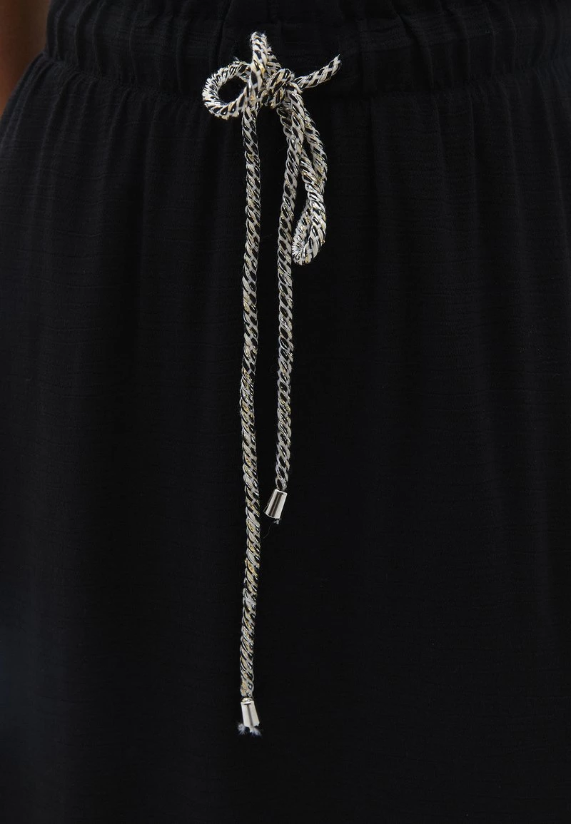 OXXO Donna WITH ELASTIC WAISTBAND - Gonna A Campana - Black 6 OXXO Donna WITH ELASTIC WAISTBAND - Gonna A Campana - Black - immagine 4