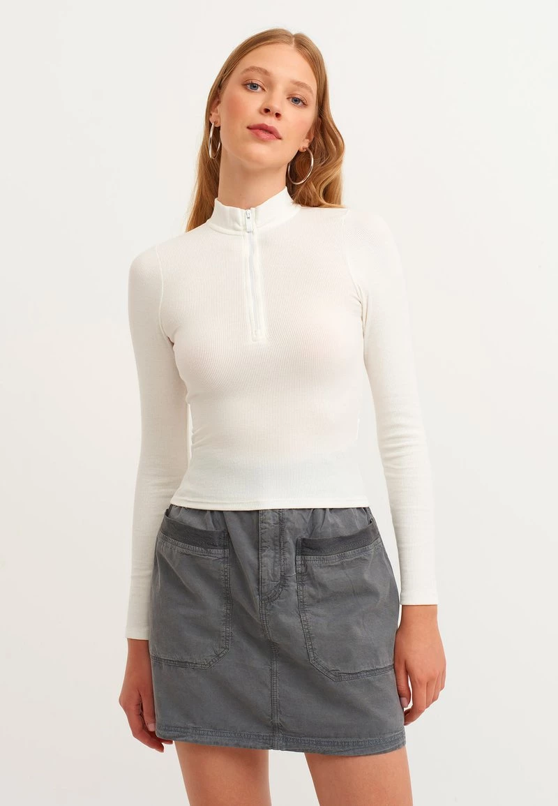 OXXO Donna Maglietta A Manica Lunga - Ice Milk 5 OXXO Donna Maglietta A Manica Lunga - Ice Milk - immagine 3