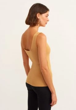 OXXO Donna Top - Yogi 7 OXXO Donna Top - Yogi -Negozio al dettaglio Oxxo 39c94320880a486ba61c9fd1ee7891d7