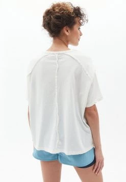 OXXO Donna MIT MODISCHEM PRINT - T-shirt Con Stampa - Ice Milk -Negozio al dettaglio Oxxo 3a34eb5701bd4a369257fa9b549cb60a