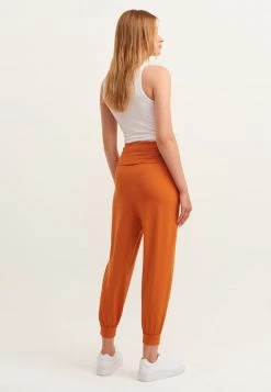 OXXO Donna Pantaloni Sportivi - Red Orange -Negozio al dettaglio Oxxo 3e888cbbadd84658aad38bd67bd33ac0