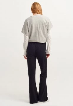 OXXO Donna Pantaloni - Black -Negozio al dettaglio Oxxo 3eec941b17184aa7b7fb9803115e17b8