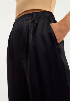 OXXO Donna Pantaloni - Black -Negozio al dettaglio Oxxo 3fe0016988824136aa74ff98311f63a8