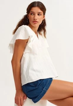 OXXO Donna MIT MODISCHEN SPITZEN DETAILS - Camicetta - Weiß 12 OXXO Donna MIT MODISCHEN SPITZEN DETAILS - Camicetta - Weiß -Negozio al dettaglio Oxxo 4186fd4626634bde93906fcba2bfe9d1