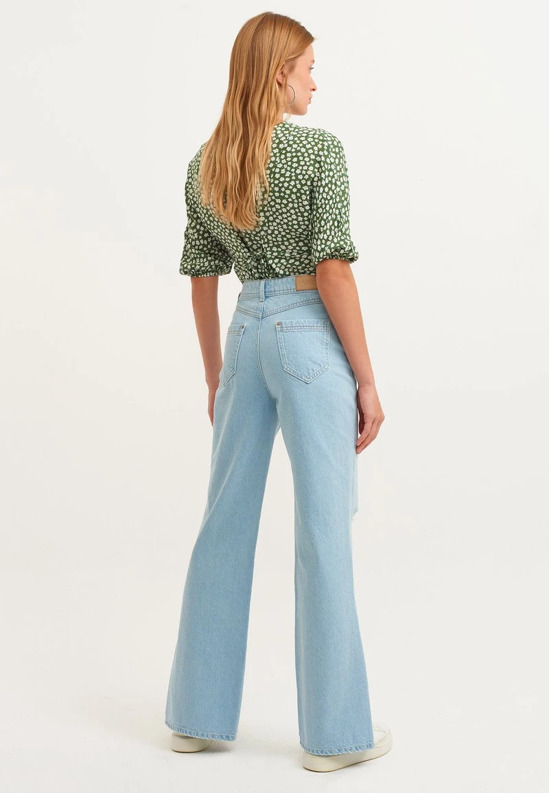 OXXO Donna MIT MODISCHEN SCHLITZEN - Jeans A Zampa - Light Denim 5 OXXO Donna MIT MODISCHEN SCHLITZEN - Jeans A Zampa - Light Denim - immagine 3