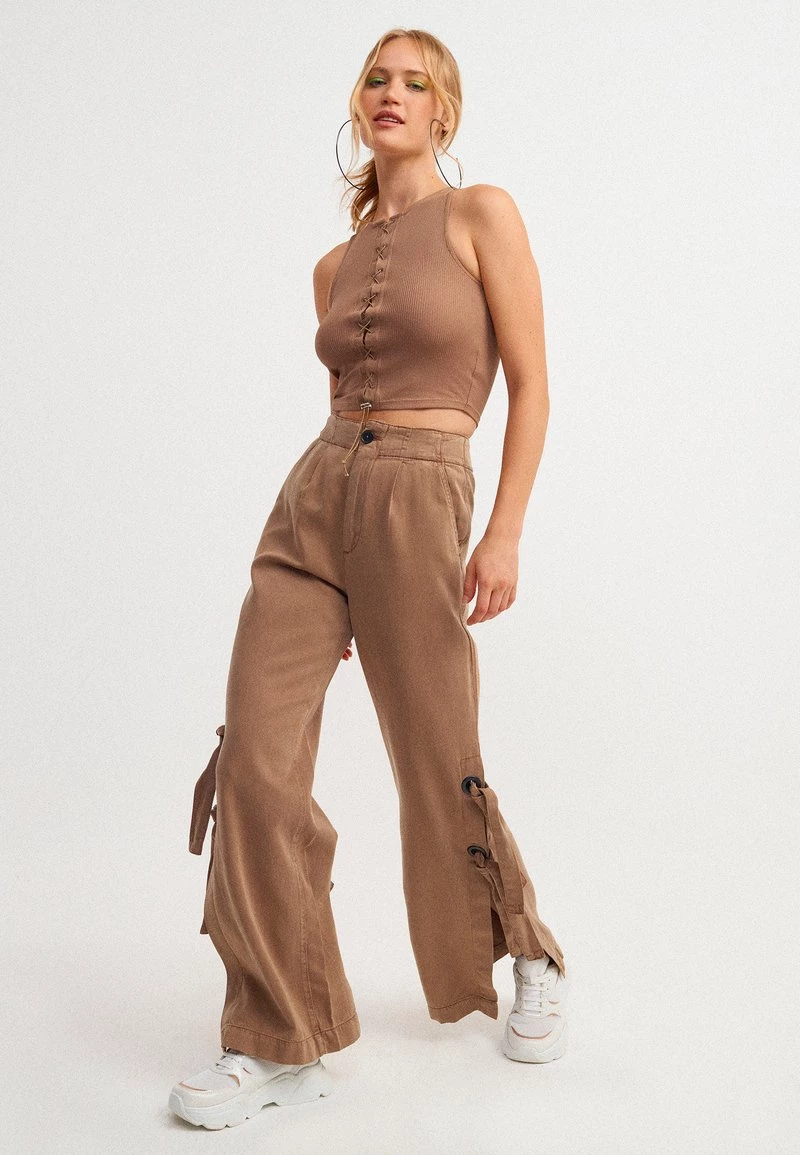 OXXO Donna Pantaloni - Antik Tawny 4 OXXO Donna Pantaloni - Antik Tawny - immagine 2