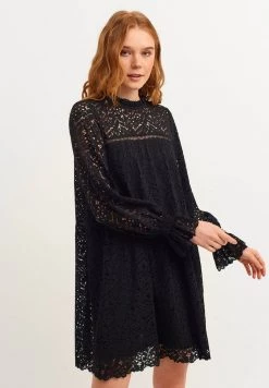 OXXO Donna MIT MODISCHER ROMANTISCHE SPITZE - Vestito Estivo - Black