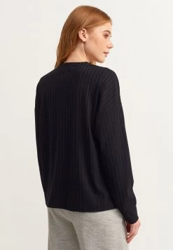 OXXO Donna MIT FIGURUMSPIELENDEM LOOK - Maglietta A Manica Lunga - Black -Negozio al dettaglio Oxxo 4f2a5bdd7e6b45cca49f84c2b8cf57be