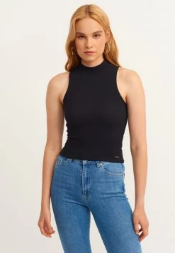 OXXO Donna Top - Black