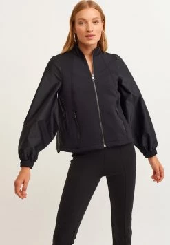 OXXO Donna Giacca Da Mezza Stagione - Black -Negozio al dettaglio Oxxo 4fc380ba232a452abcdc2eab59ec4384