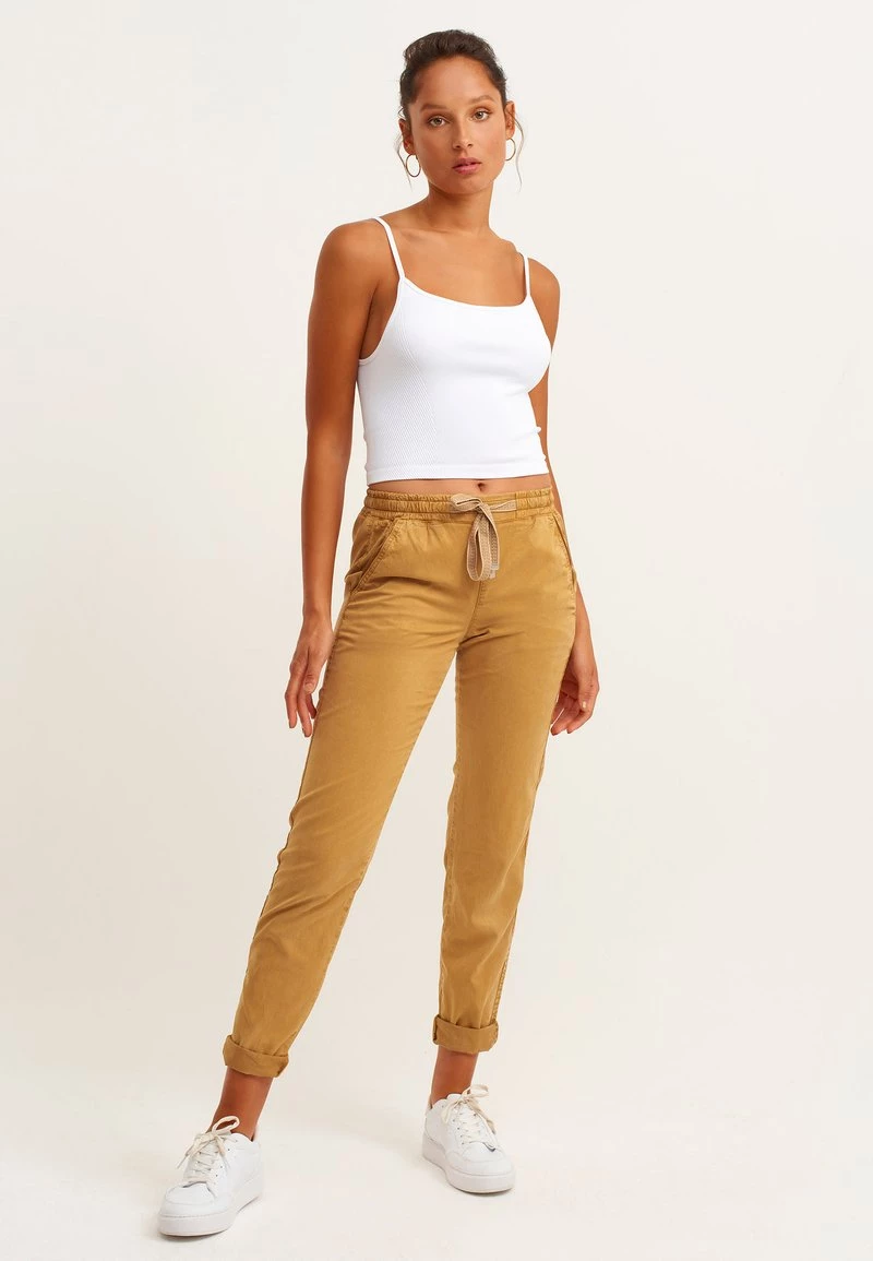 OXXO Donna Top - White 4 OXXO Donna Top - White - immagine 2