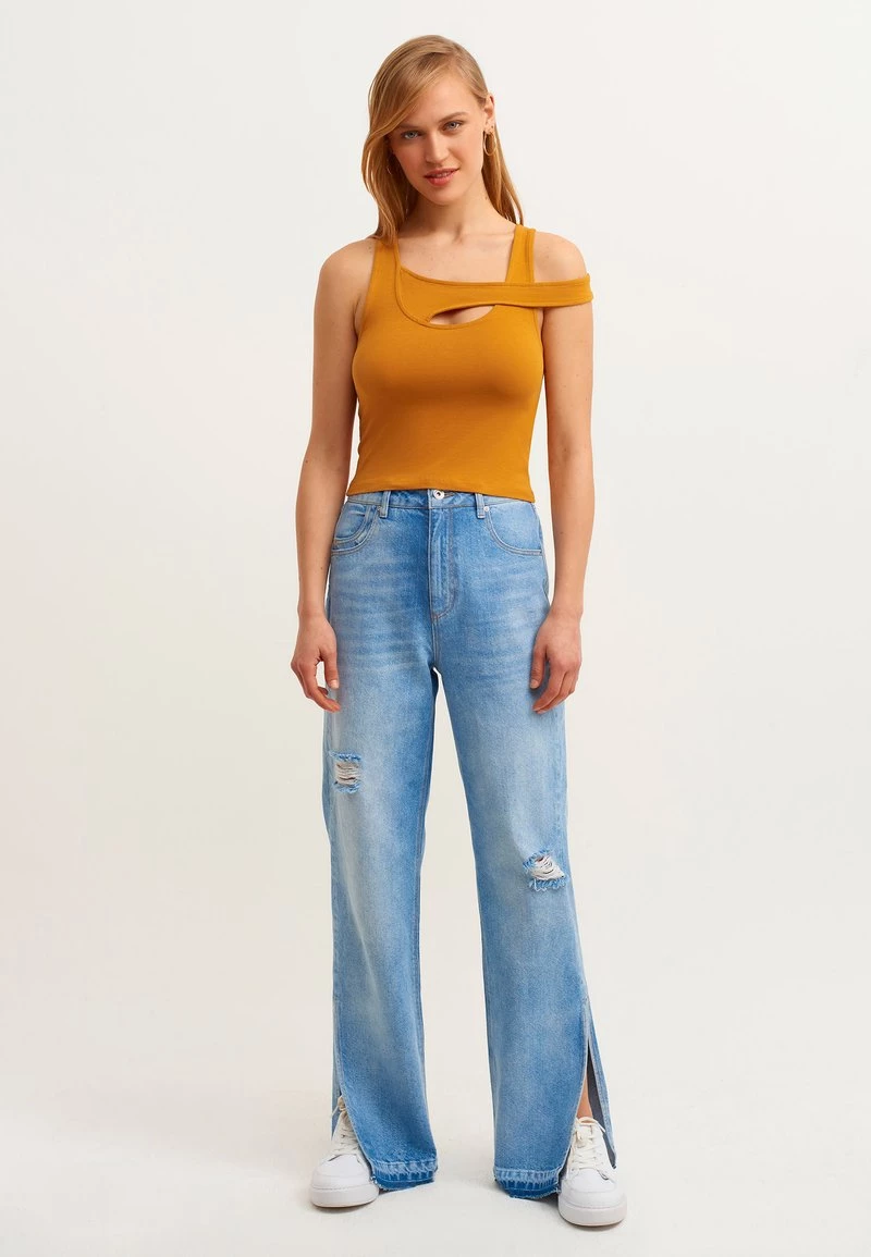 OXXO Donna Top - Cumino 4 OXXO Donna Top - Cumino - immagine 2