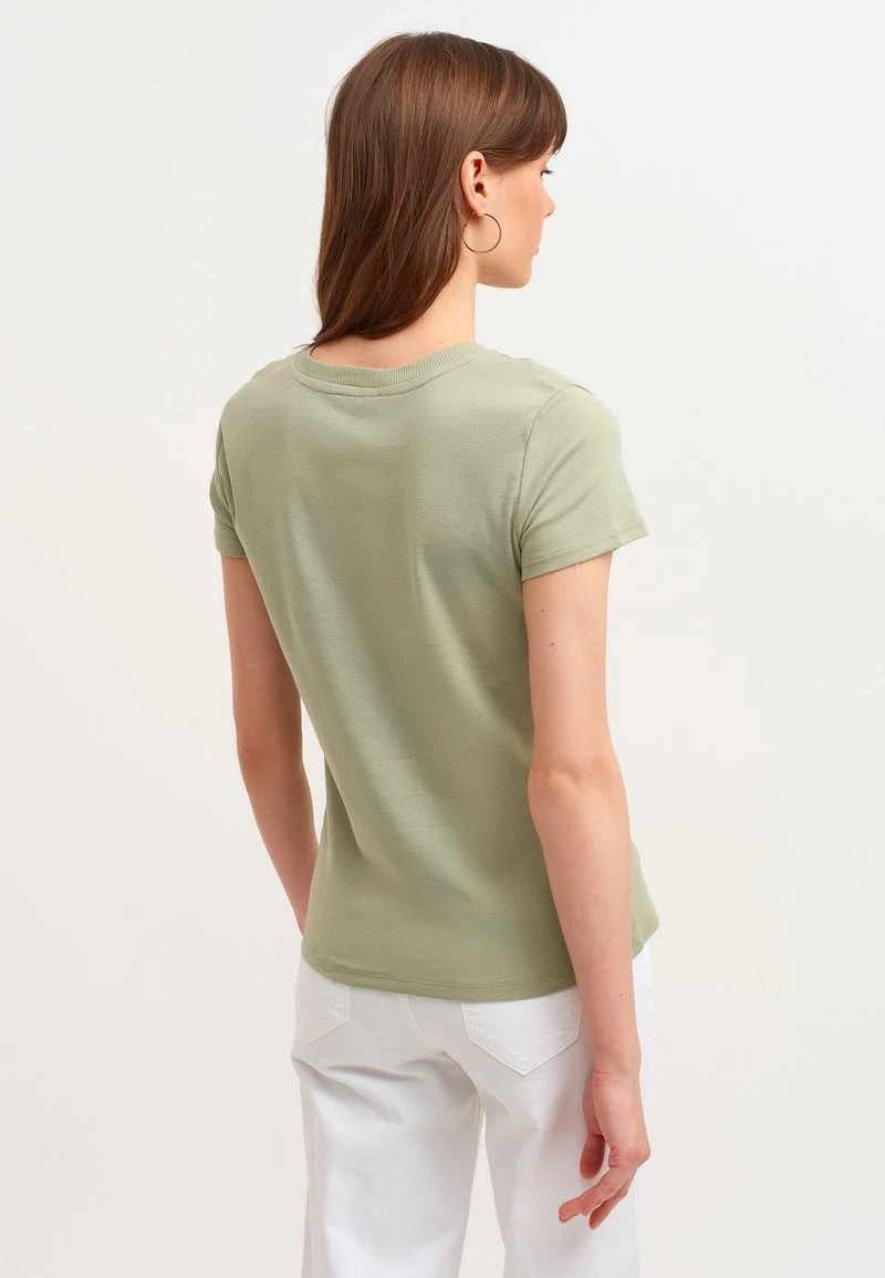 OXXO Donna T-shirt Basic - Seagrass 5 OXXO Donna T-shirt Basic - Seagrass - immagine 3