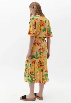 OXXO Donna Gonna A Campana - Floral Comb -Negozio al dettaglio Oxxo 5f3dfd63c0944edd8c3201b6e09b32d3