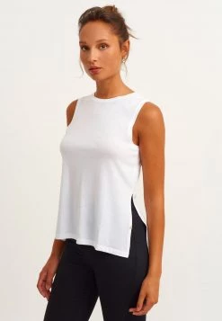 OXXO Donna Top - White -Negozio al dettaglio Oxxo 64d99ddb1cfe4b12ae29fee26459896e