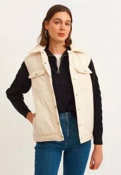 OXXO Donna Smanicato - Moon Sheel -Negozio al dettaglio Oxxo 6573313b18c34907acb4affb484d71ed