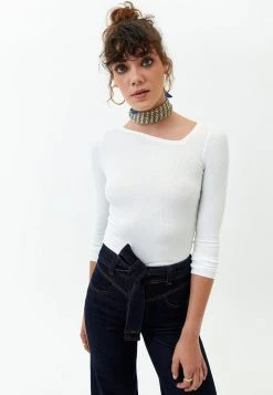 OXXO Donna GERIPPTES LANGARM - Maglietta A Manica Lunga - Ice Milk -Negozio al dettaglio Oxxo 6ab4da4e779640c2a1312e1726cac5b6