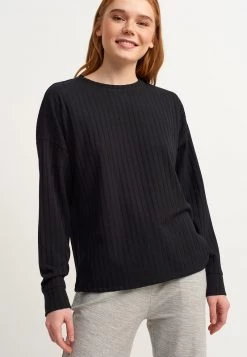 OXXO Donna MIT FIGURUMSPIELENDEM LOOK - Maglietta A Manica Lunga - Black -Negozio al dettaglio Oxxo 6c9bb8a8133d4021abb92122e6dfbf0e