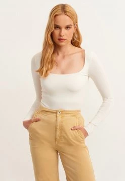 OXXO Donna MIT WEITEM AUSSCHNITT - Maglietta A Manica Lunga - Ice Milk -Negozio al dettaglio Oxxo 72b774d2c1aa4a32a311cbc8e5ba2e31