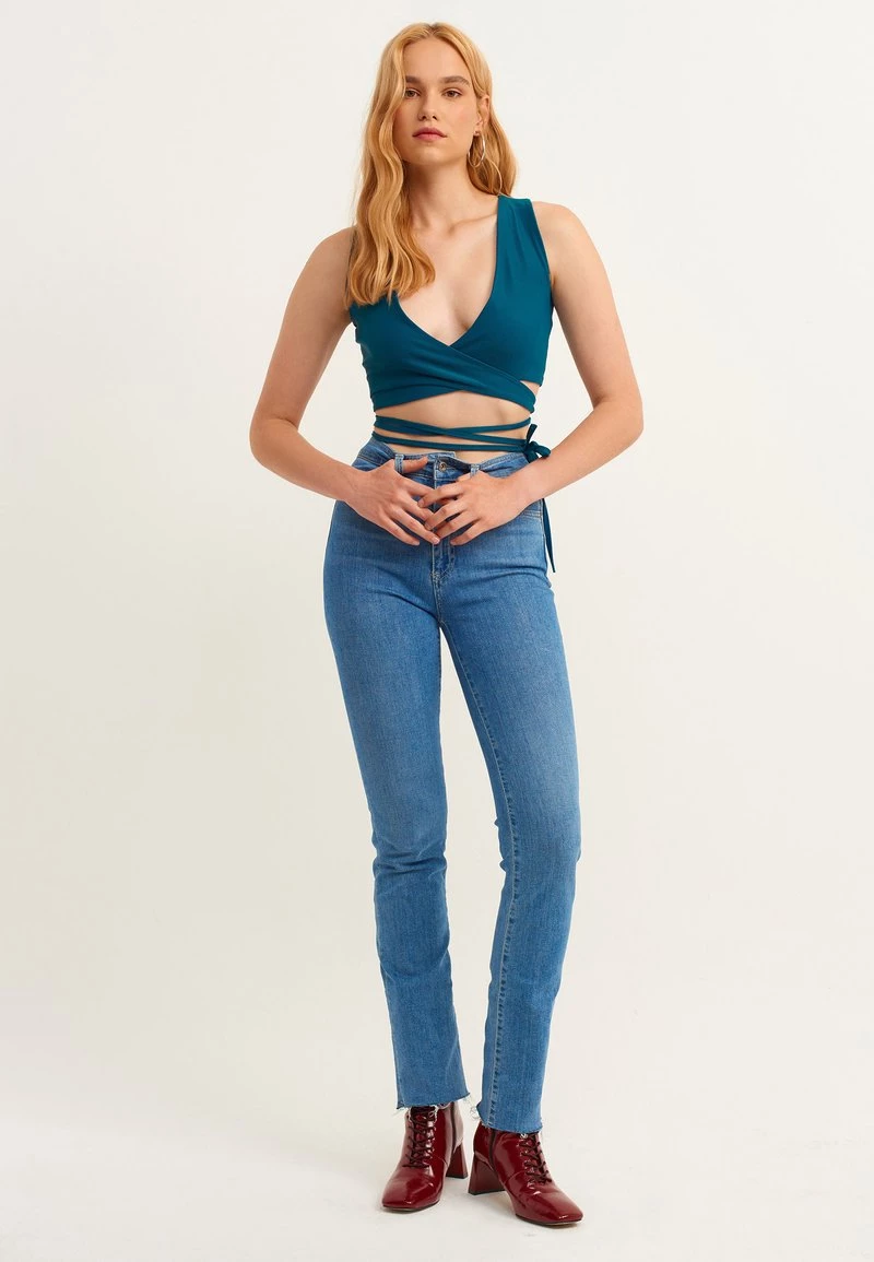 OXXO Donna Top - Carabus 4 OXXO Donna Top - Carabus - immagine 2