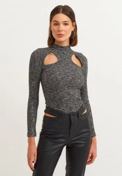 OXXO Donna MIT CUT OUT DETAILS - Maglione - Black