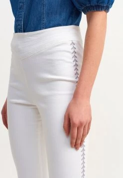 OXXO Donna Pantaloni - White 9 OXXO Donna Pantaloni - White -Negozio al dettaglio Oxxo 7c6be414f39a45aabfe17089d1207282