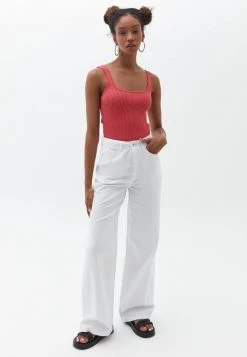 OXXO Donna MIT ECKIGEM AUSSCHNITT - Top - Light Red -Negozio al dettaglio Oxxo 7fe81aa7ad1e4ac6b715acae356c0d46