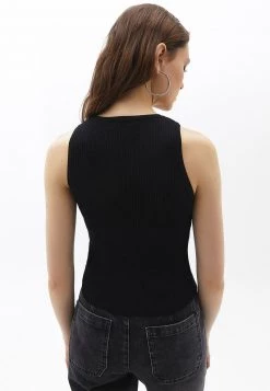 OXXO Donna OPTIK - Top - Black 8 OXXO Donna OPTIK - Top - Black -Negozio al dettaglio Oxxo 84bd3bddc21749458771961d573d0204