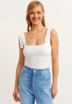 OXXO Donna Top - White
