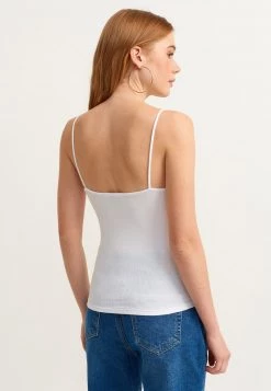 OXXO Donna Top - White 8 OXXO Donna Top - White -Negozio al dettaglio Oxxo 87f098d1dbf540f980d13c400744283f