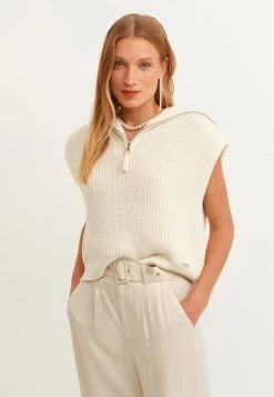 OXXO Donna Top - Turtledove