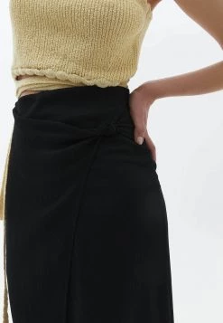 OXXO Donna Gonna A Campana - Black -Negozio al dettaglio Oxxo 8ab19376d70146039ddc1c969f2c27dc